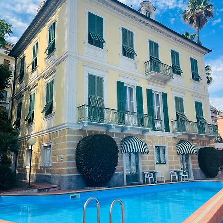 Hotel Miramare Imperia Ngoại thất bức ảnh