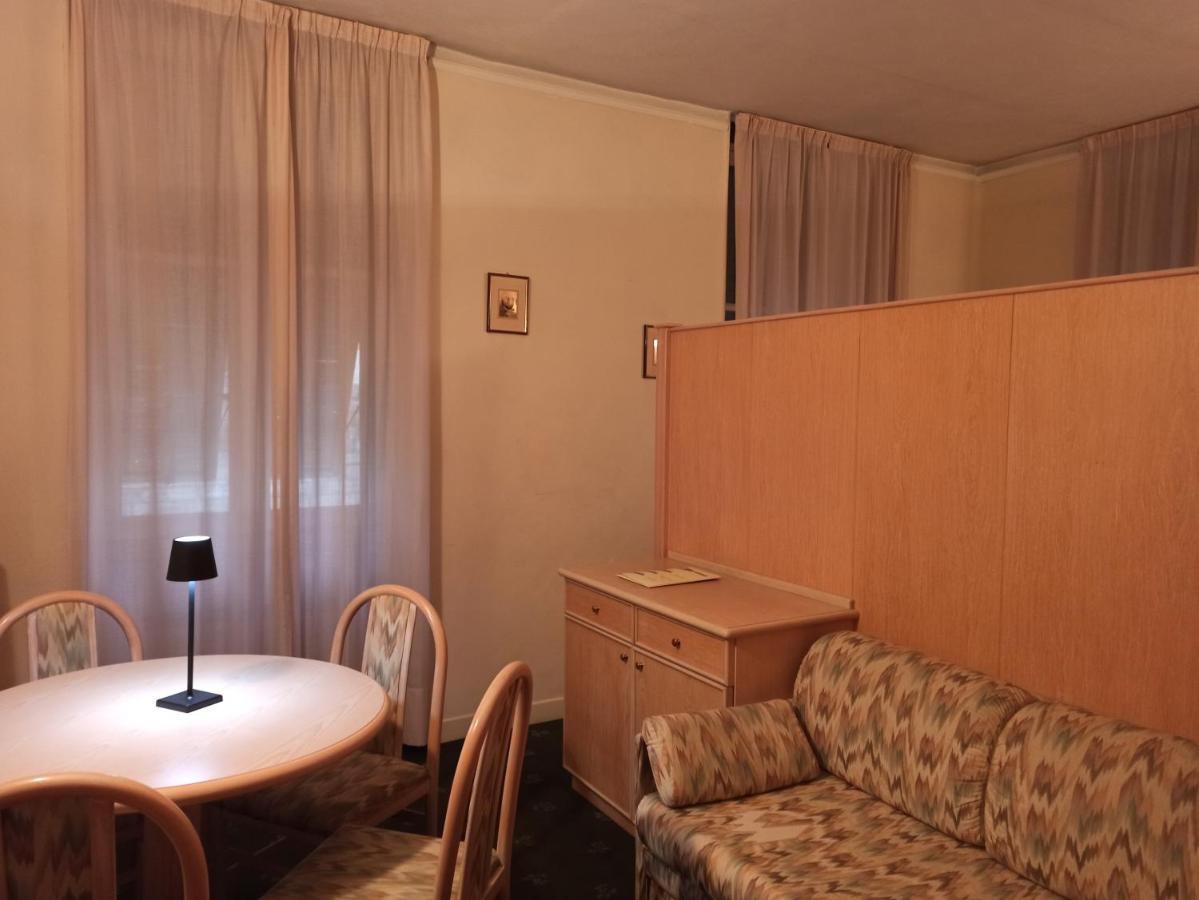Hotel Miramare Imperia Phòng bức ảnh